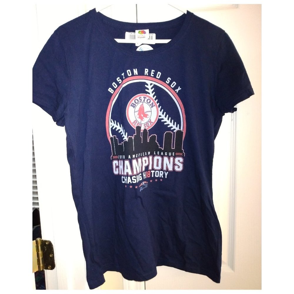 Women's Boston Red Sox 2018 American League Champions Shirt Size: Large
